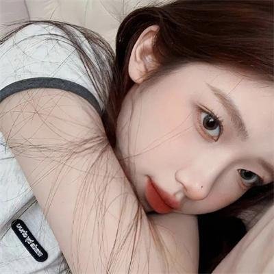 无边春色戏两儍