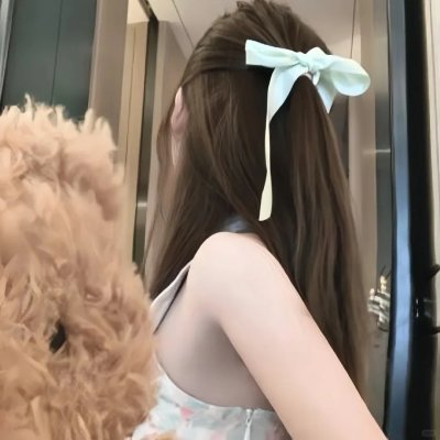 小妮扛枪